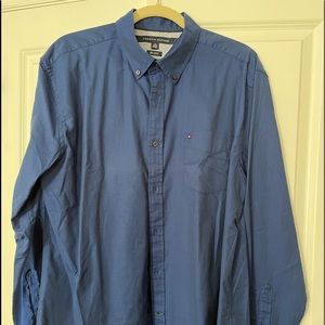 Men’s Tommy Hilfiger Blue Authentic “XL” button down shirt! New never worn!